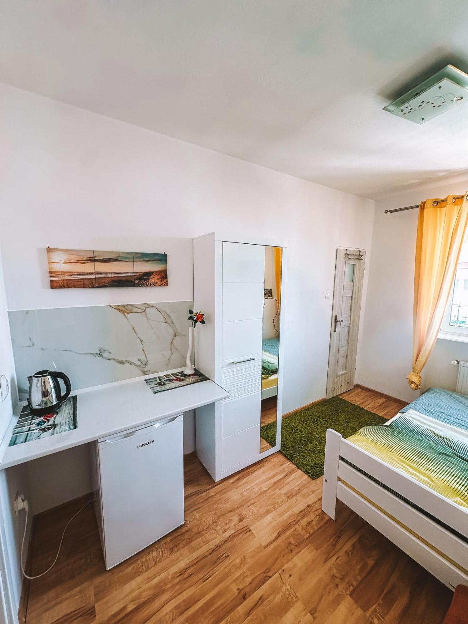 Dom Na Fali Privat overnatting Darlowko